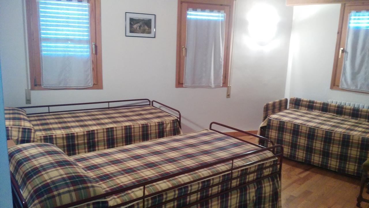فندق Bilanayur Alberuela de la Liena المظهر الخارجي الصورة