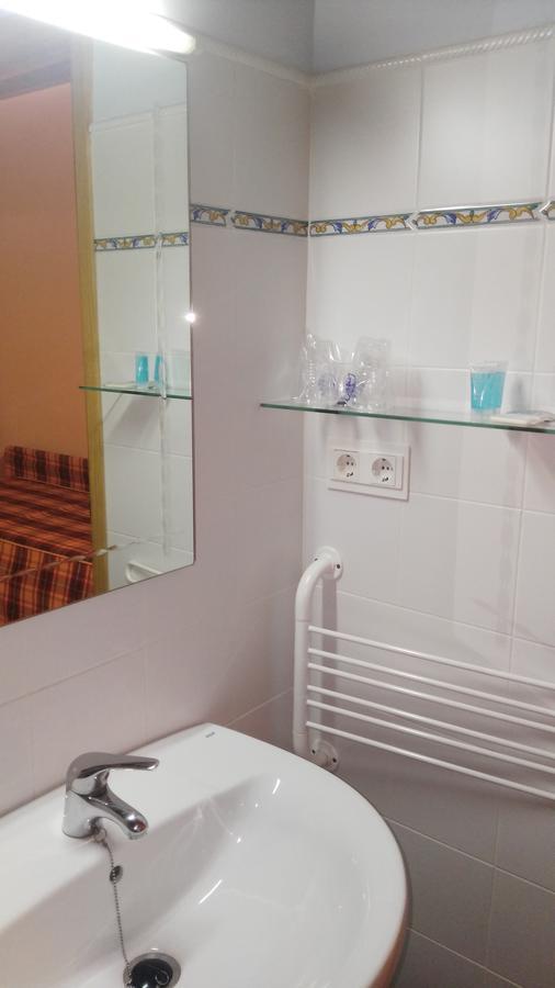 فندق Bilanayur Alberuela de la Liena المظهر الخارجي الصورة